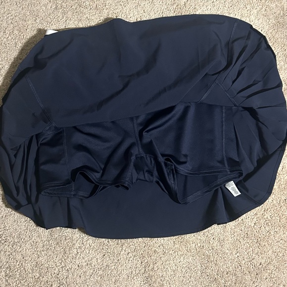 Talbots Navy and White Skirt - Picture 6 of 8